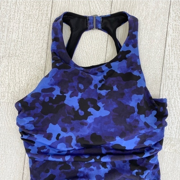 Athleta Blue Camouflage swim tankini top size 32 D/DD - Picture 8 of 11